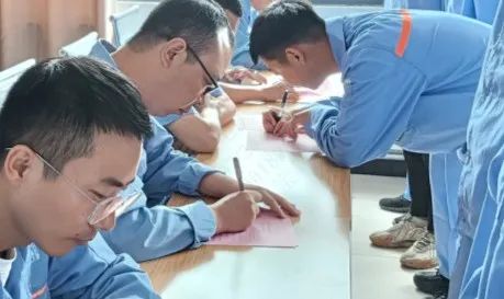 乐鱼（中国）管业举行“匠心凝聚、薪火相传”拜师仪式