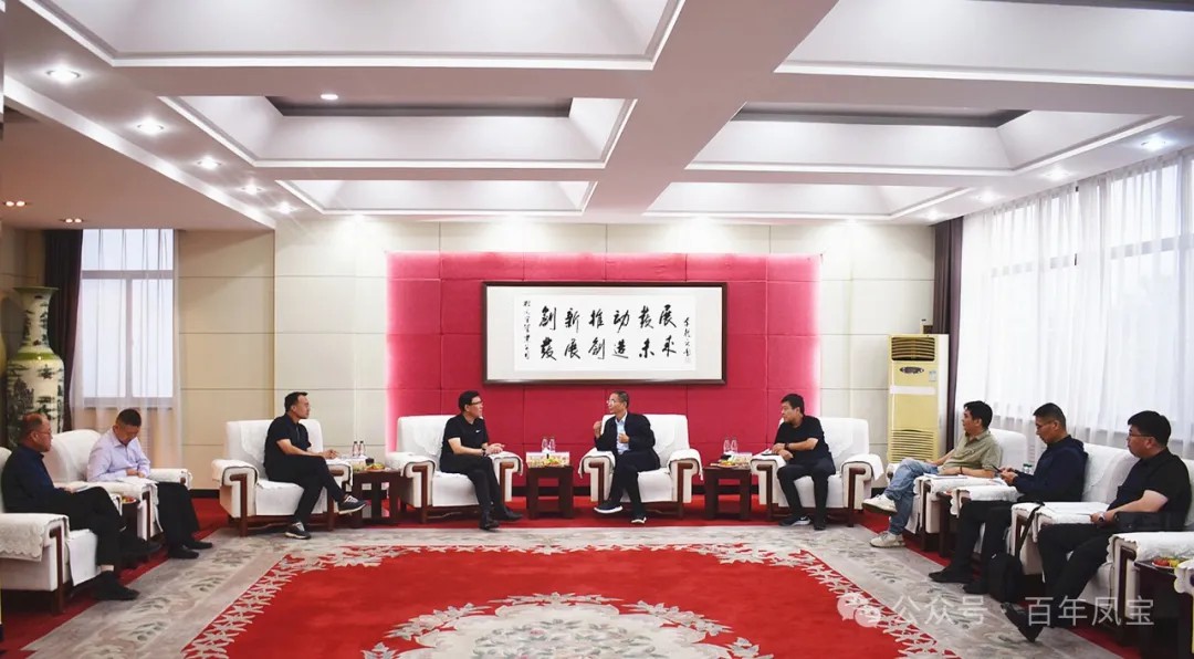山东日照港集团董事长张江南一行到乐鱼（中国）走访调研